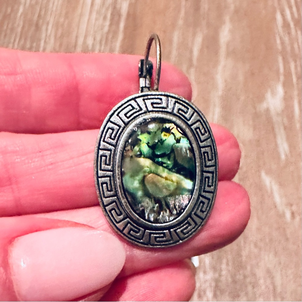 Delicate Iridescent Abalone Shell Pierced Ear Ear… - image 4